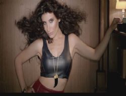 İrem Derici iki konserle Ankara'ya geliyor