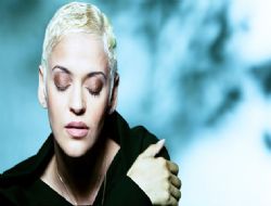 Fado'nun Divası'ndan hüzünlü şarkılar