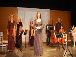 Müzik fırçaya ilham verecek