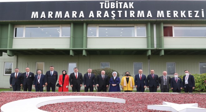 Emine Erdoğan, TÜBİTAK Marmara Araştırma Merkezi'ni ziyaret etti