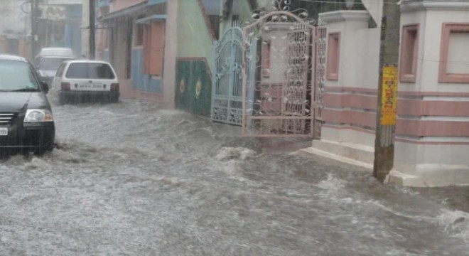 Orman yangınları ve sel felaketi için yardım kampanyası başlatıldı