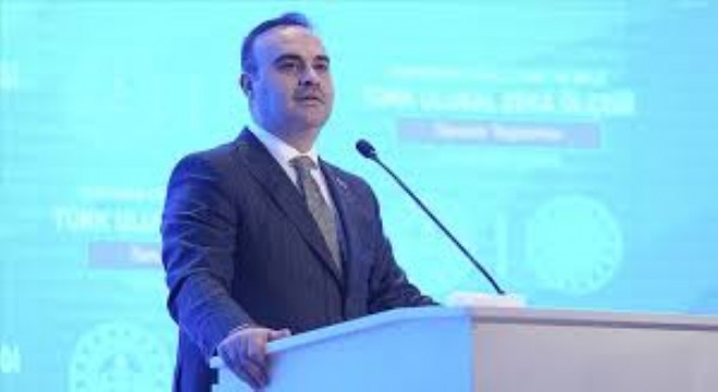 Sanayi Bakanı Kacır: Türkiye, Yerli Yapay Zeka Modelini Sunacak