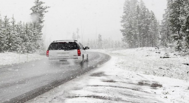 Yerlikaya'dan kuvvetli kar yağışı uyarısı