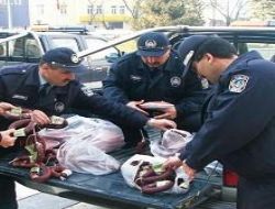 Yenimahalle'de kaçak ete baskın