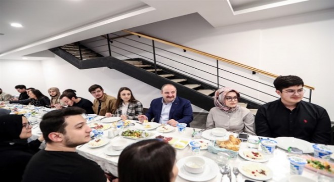 Çamlıca'da sürpriz iftar buluşması